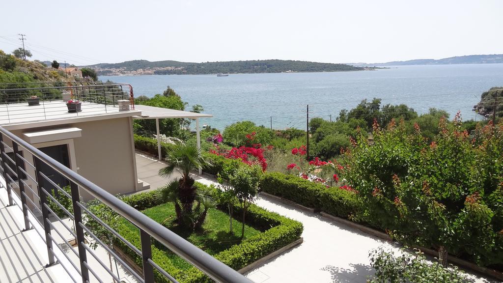 Melina Apartments Pool View Аргостоліон Екстер'єр фото